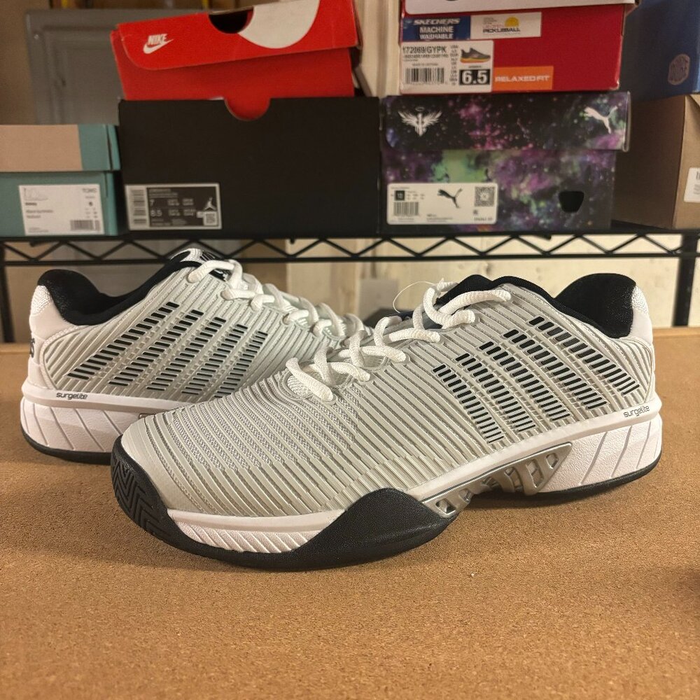 K-Swiss HyperCourt Express 2 Size 9.5 Tennis Shoes White / Black